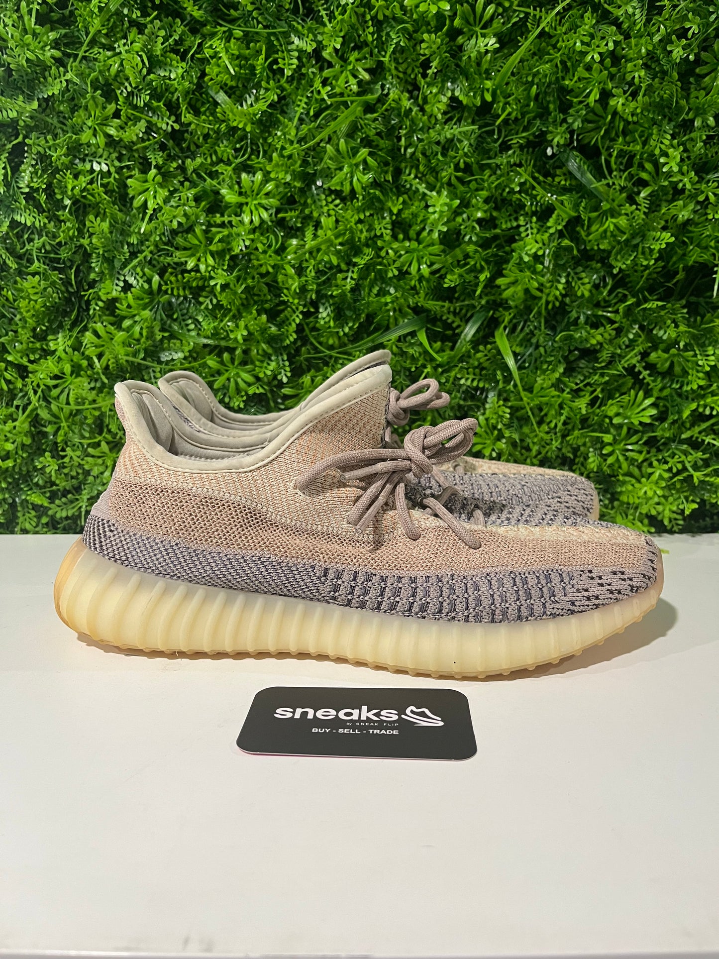 USED Yeezy Boost 350 V2 Ash Pearl GY7658 SIZE 10M NO BOX