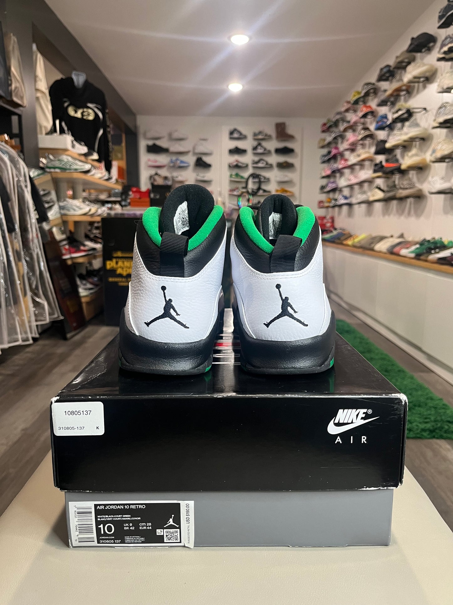 Air Jordan 10 Retro Seattle 2019 310805-137 USED SIZE 10M