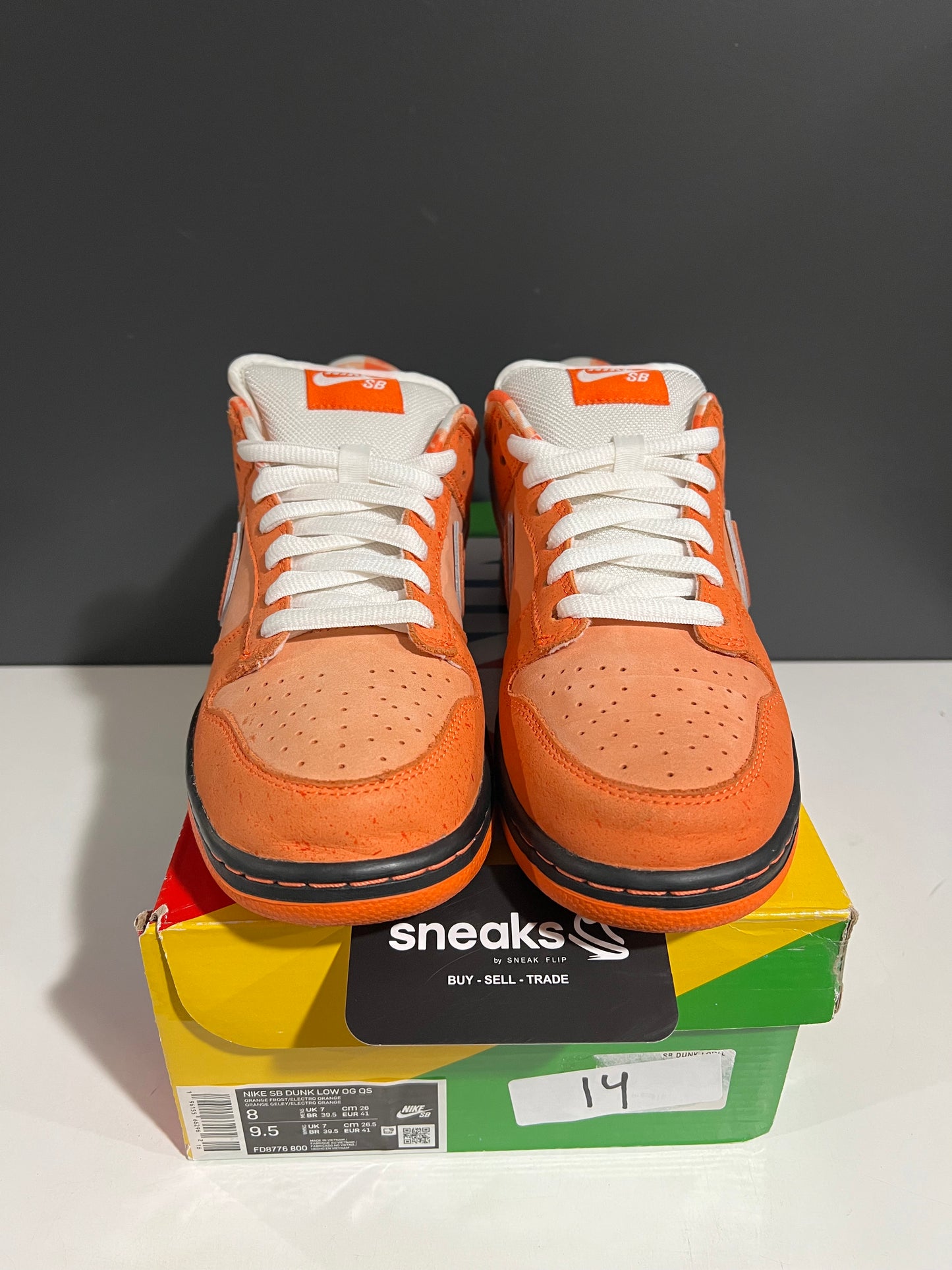 USED Concepts x Dunk Low SB Orange Lobster FD8776-800 SIZE 8M OG ALL AG25-176