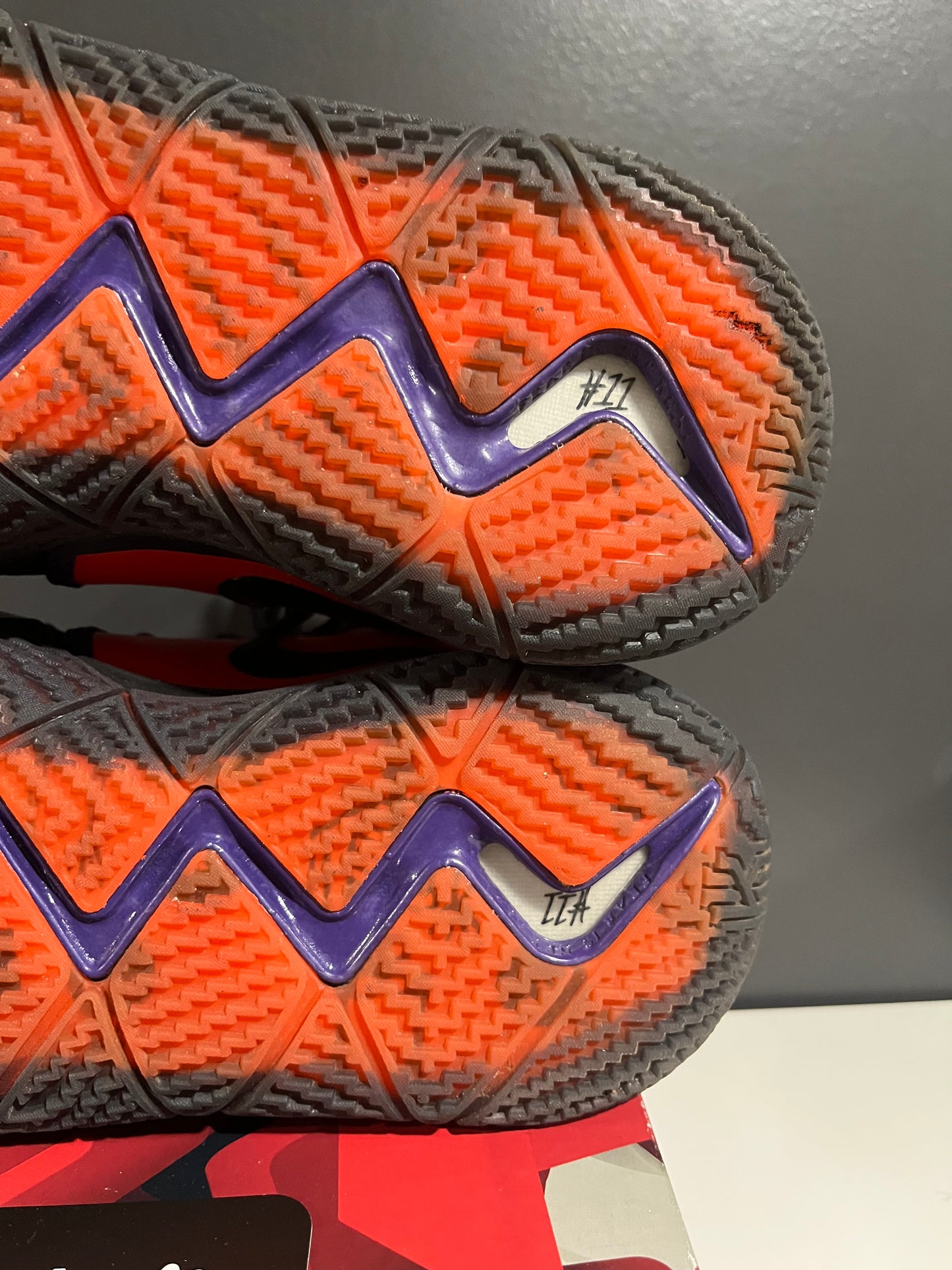 USED Kyrie 4 PE Day of the Dead CI0278-800 SIZE 10M OG ALL JN25-153