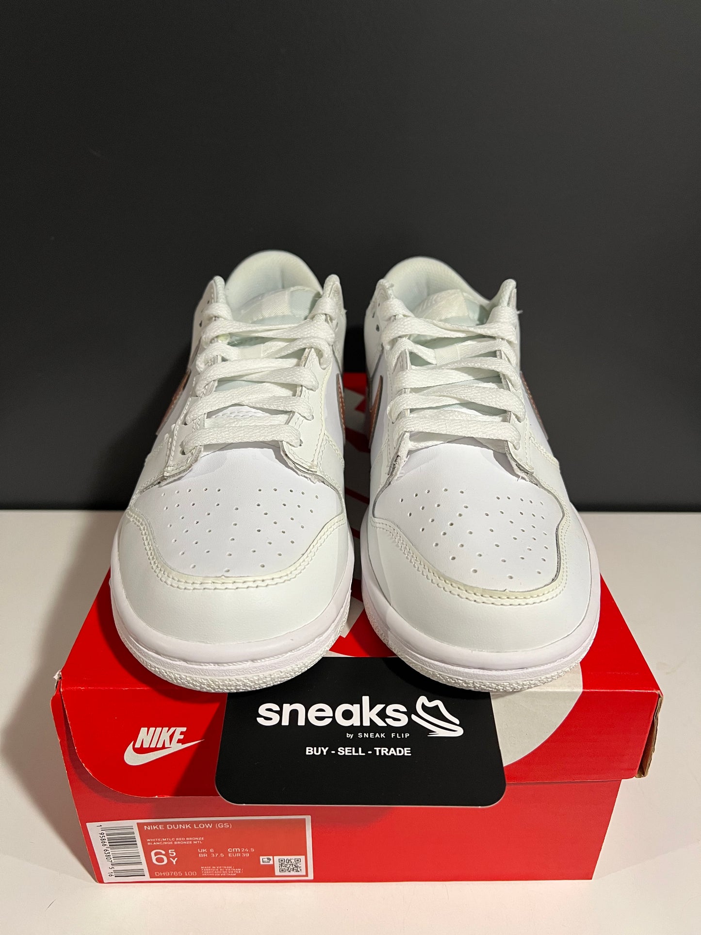 NEW Nike Dunk Low Grade School Two‑Toned Grey DH9765-100 SIZE 6.5Y OG ALL JY25-218