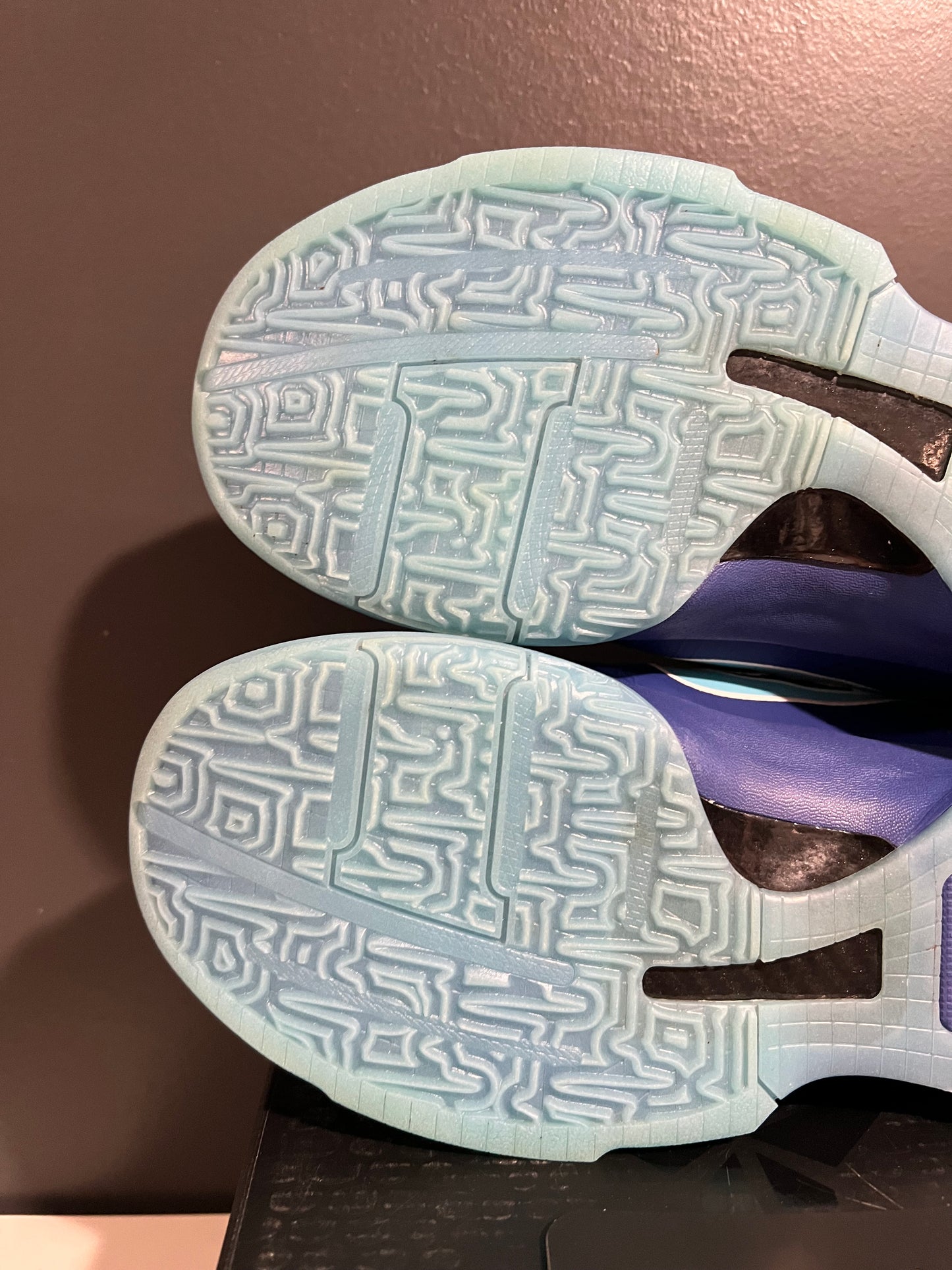 USED Zoom Kobe 5 GS X-Ray HM9522-400 SIZE 6.5Y OG ALL AG25-356