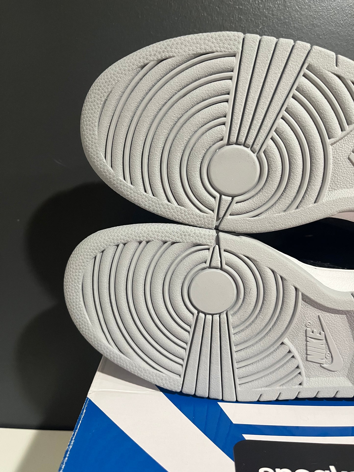 NEW Medicom Toy x Dunk Low SB BE@RBRICK CZ5127-001 SIZE 9.5M OG ALL SP25-159