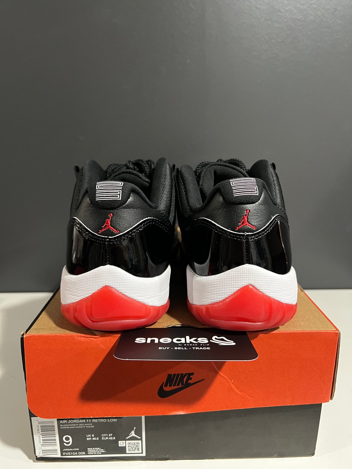 USED Air Jordan 11 Retro Low Bred 2025 FV5104-006 SIZE 9M OG ALL JY25-117