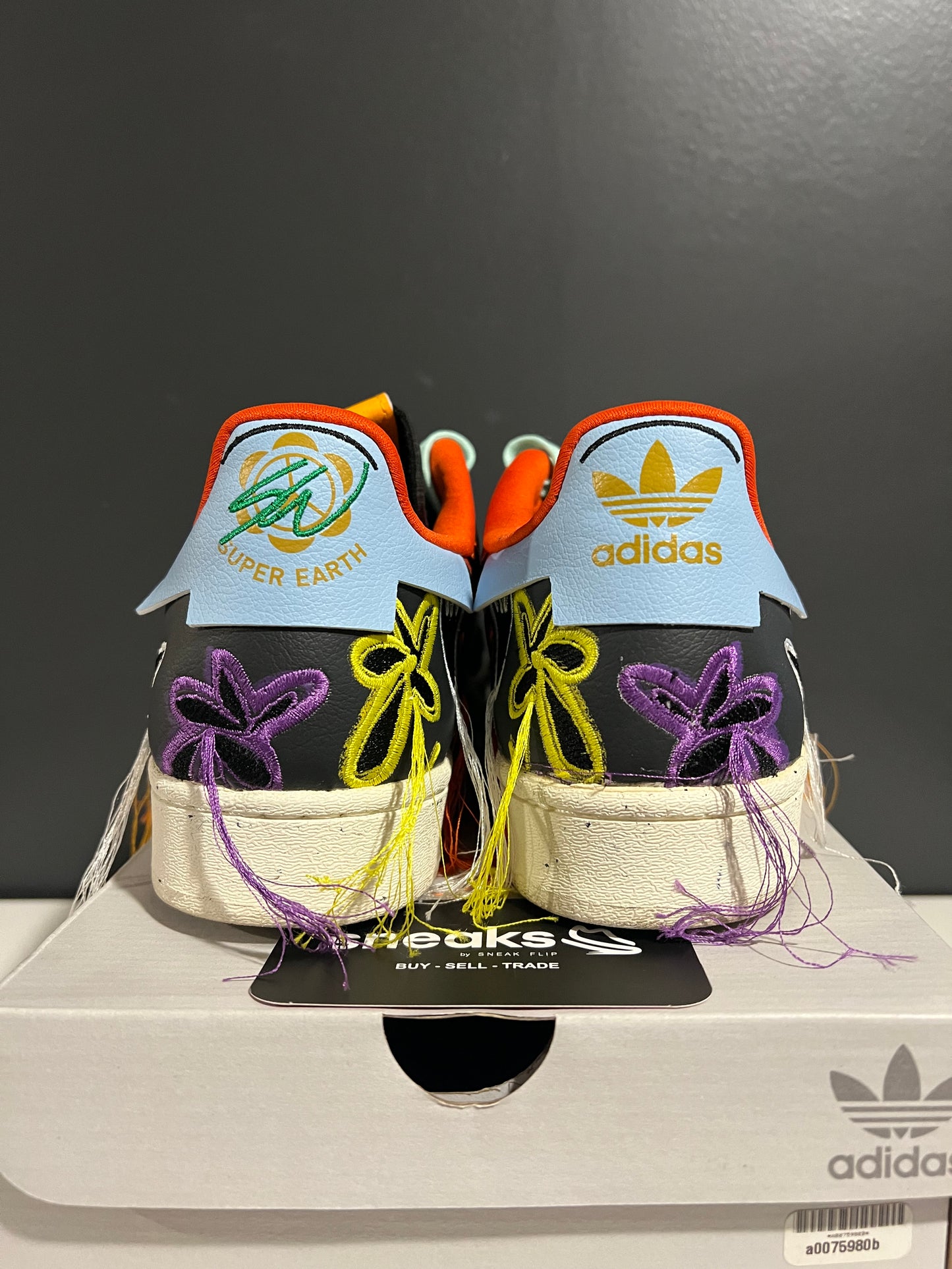 USED Sean Wotherspoon x Superstar Super Earth Black GX3823 SIZE 9.5M OG ALL AG25-349