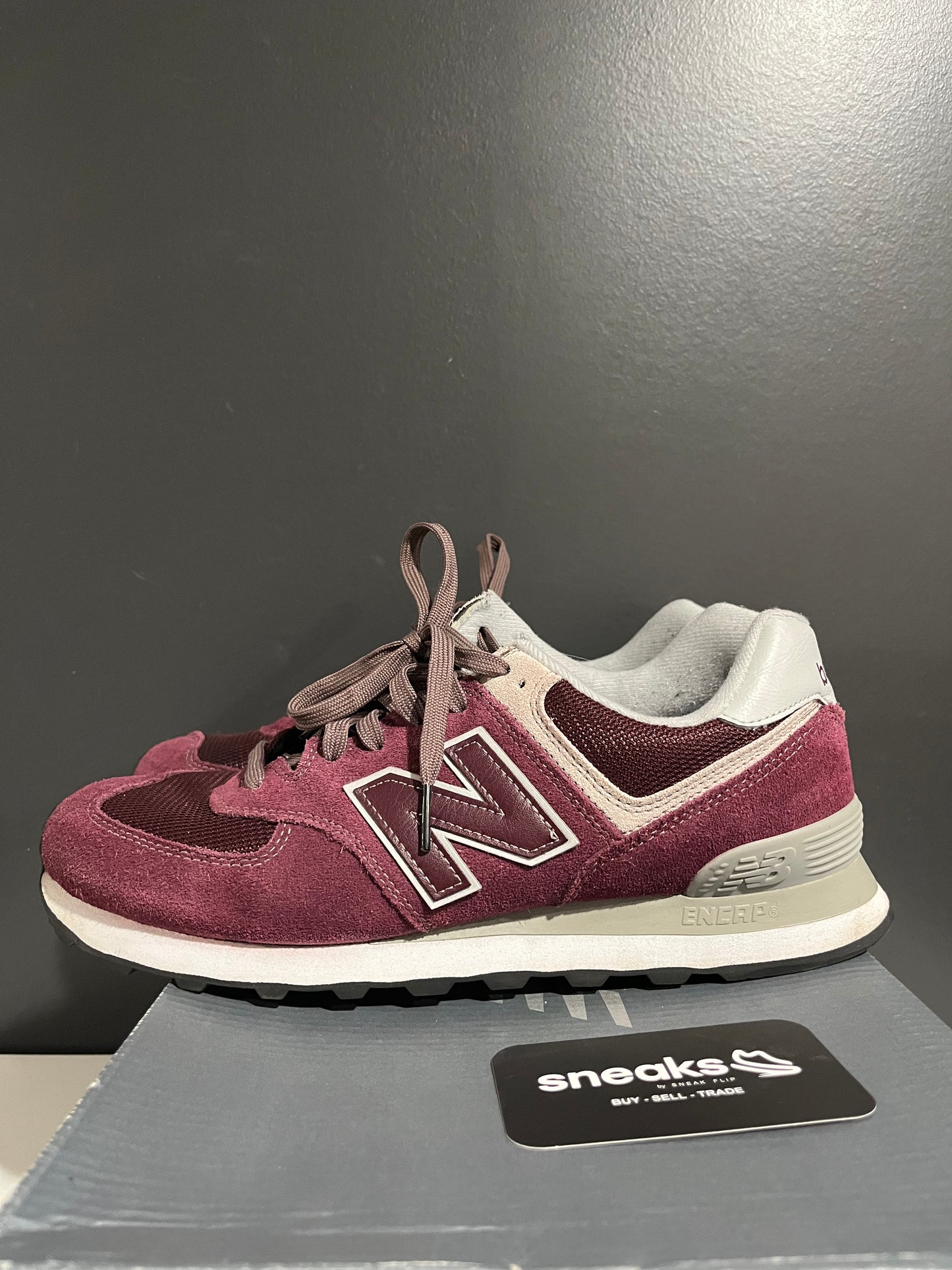 USED New Balance 574 Burgundy ML574EGB SIZE 10M OG ALL JY25-240