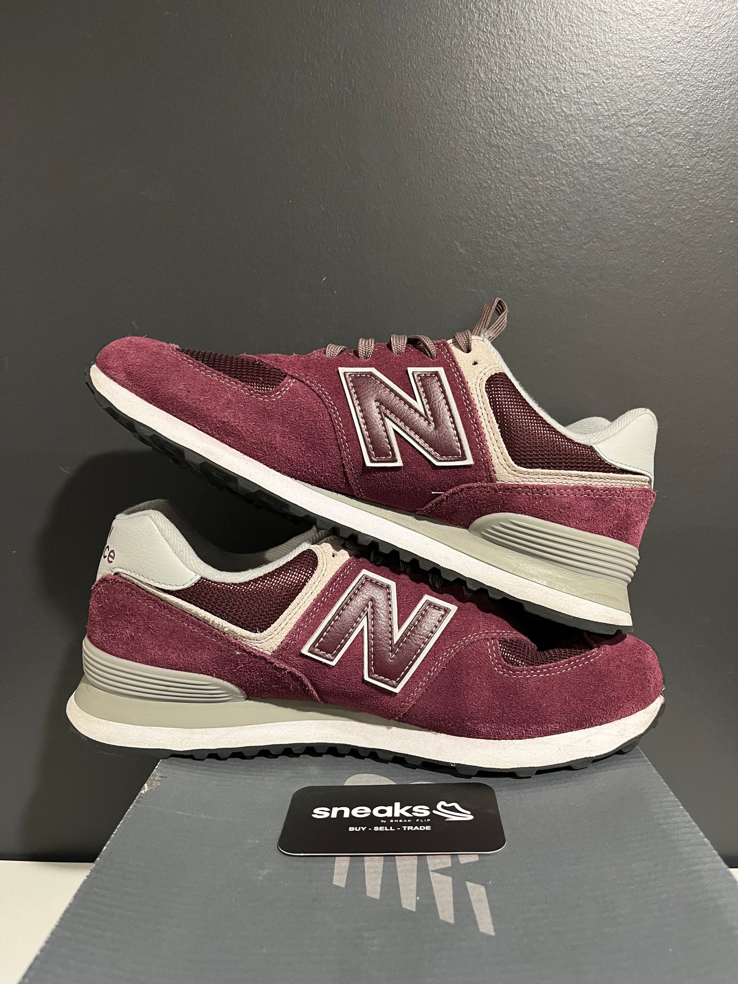 USED New Balance 574 Burgundy ML574EGB SIZE 10M OG ALL JY25-240