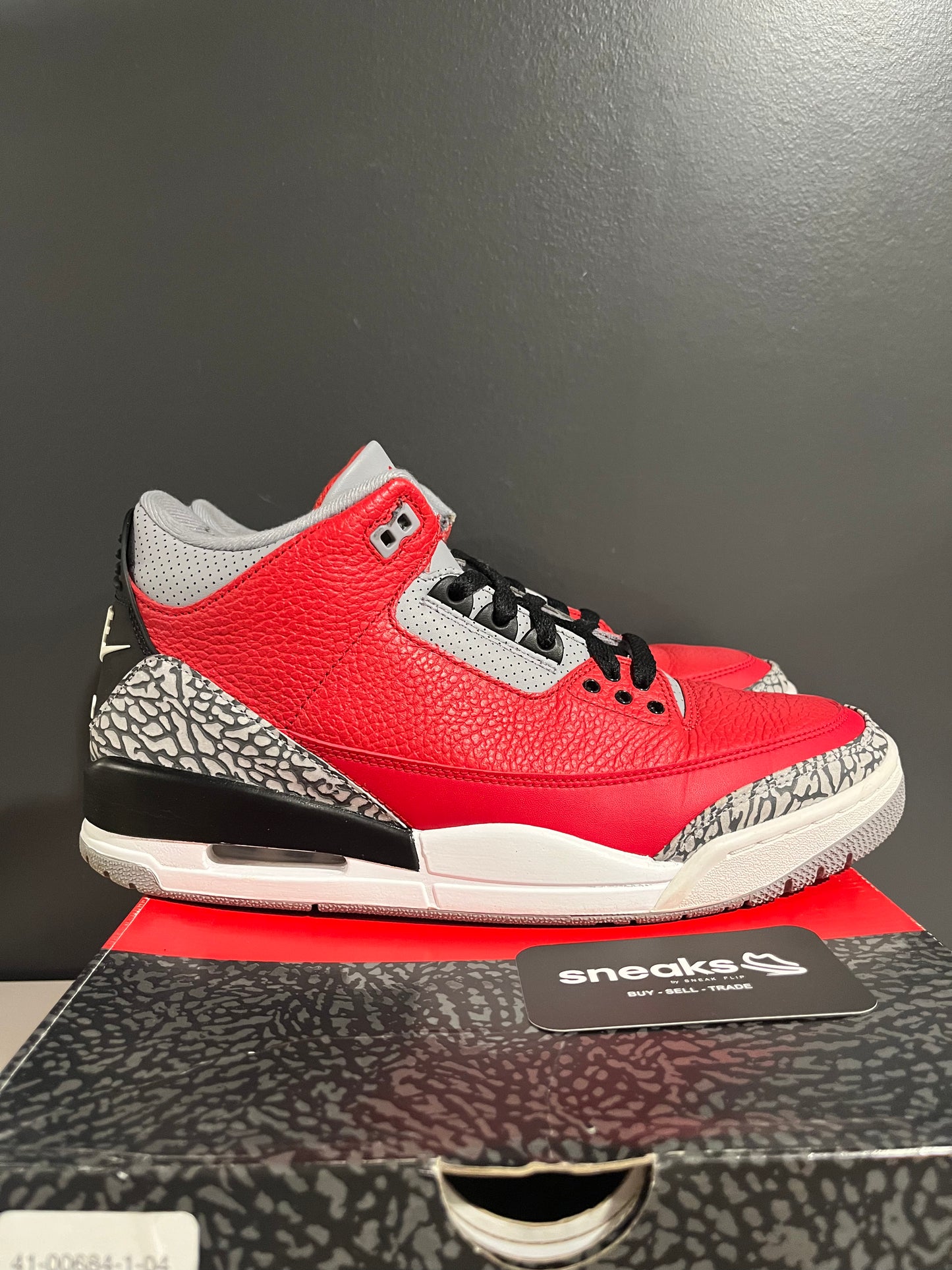 USED Air Jordan 3 Retro SE Unite Fire Red Cement Grey CK5692-600 SIZE 10M OG ALL JY25-78