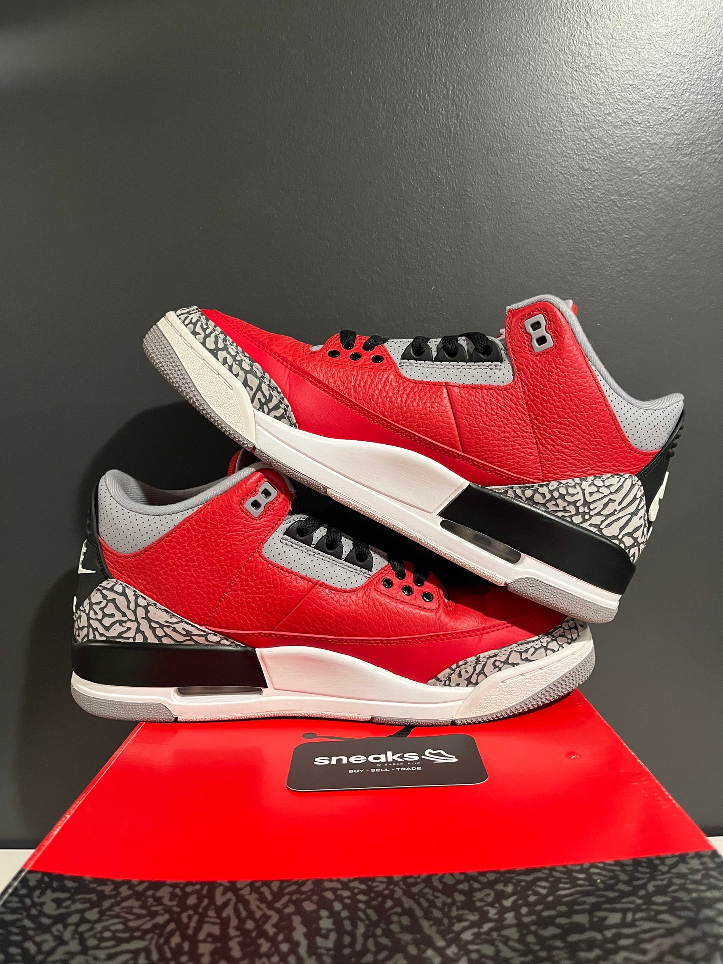USED Air Jordan 3 Retro SE Unite Fire Red Cement Grey CK5692-600 SIZE 10M OG ALL JY25-78