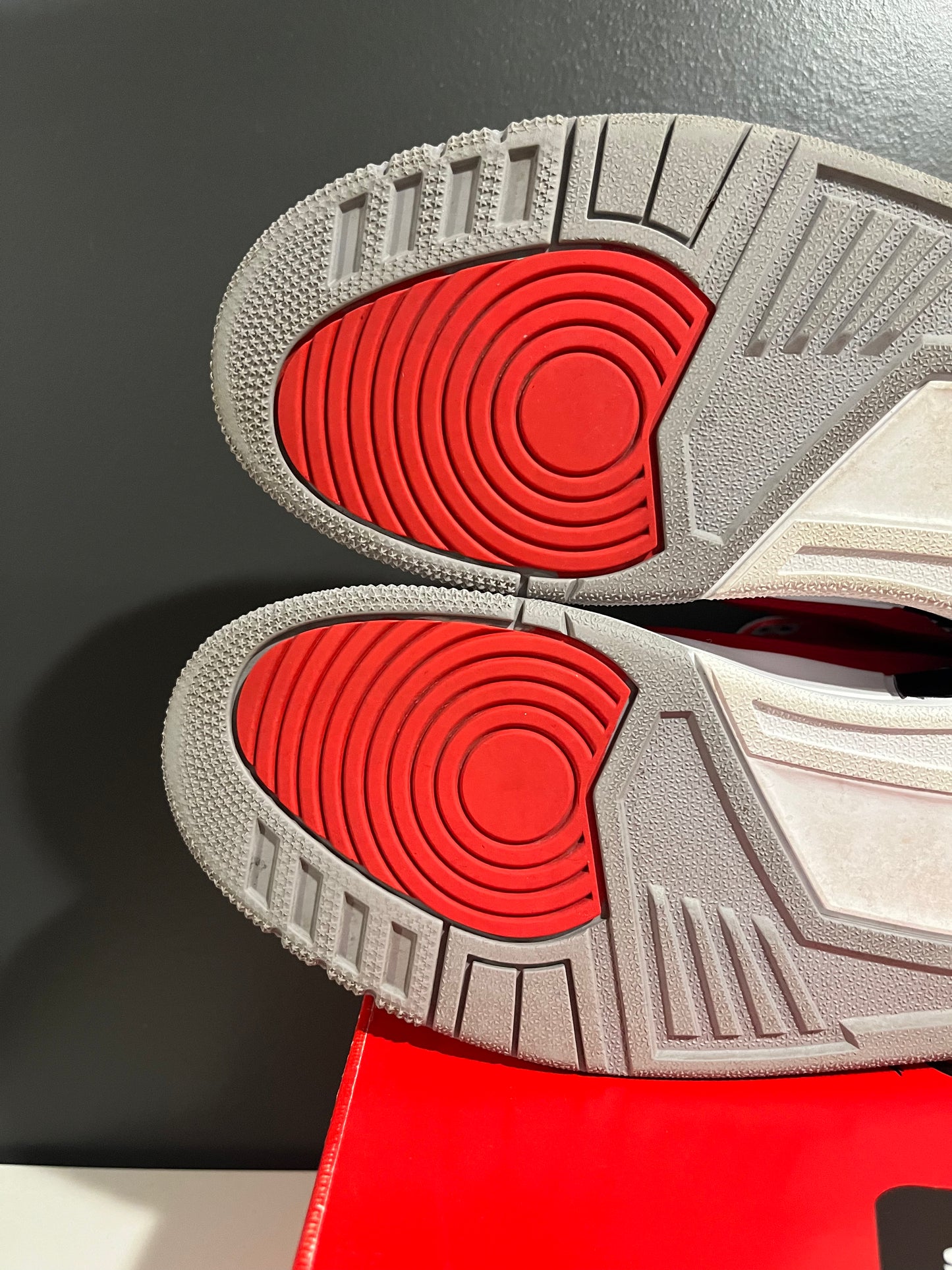 USED Air Jordan 3 Retro SE Unite Fire Red Cement Grey CK5692-600 SIZE 10M OG ALL JY25-78