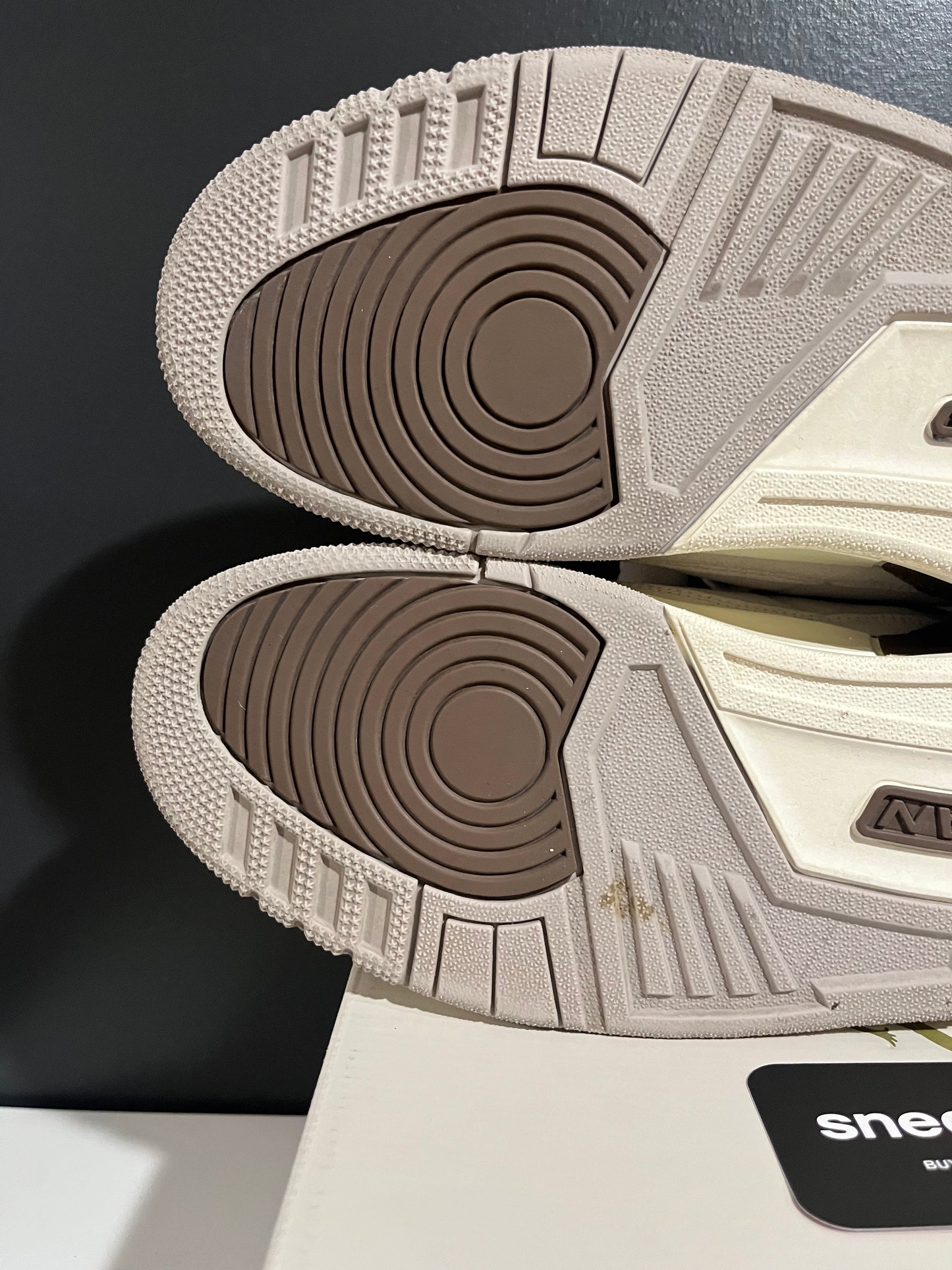 USED Air Jordan 3 Retro Palomino CT8532-102 SIZE 10M OG ALL AG25-336