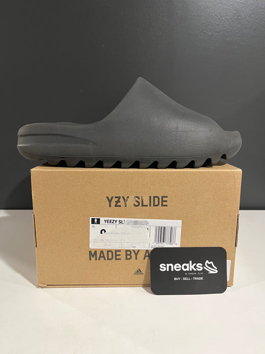 USED Yeezy Slides Onyx HQ6448 SIZE 9M OG ALL