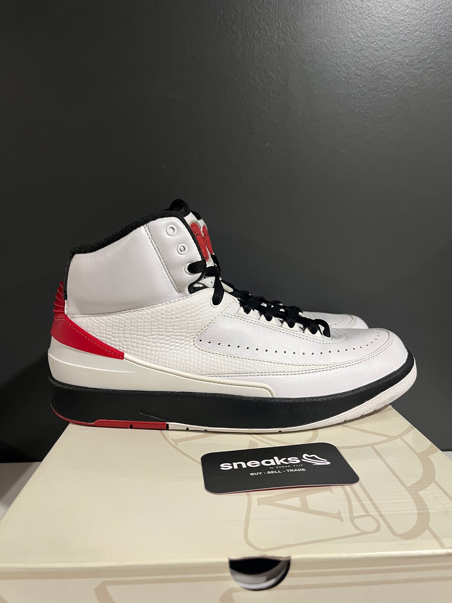 USED Air Jordan 2 Retro Chicago 2022 DX2454-106 SIZE 10M OG ALL