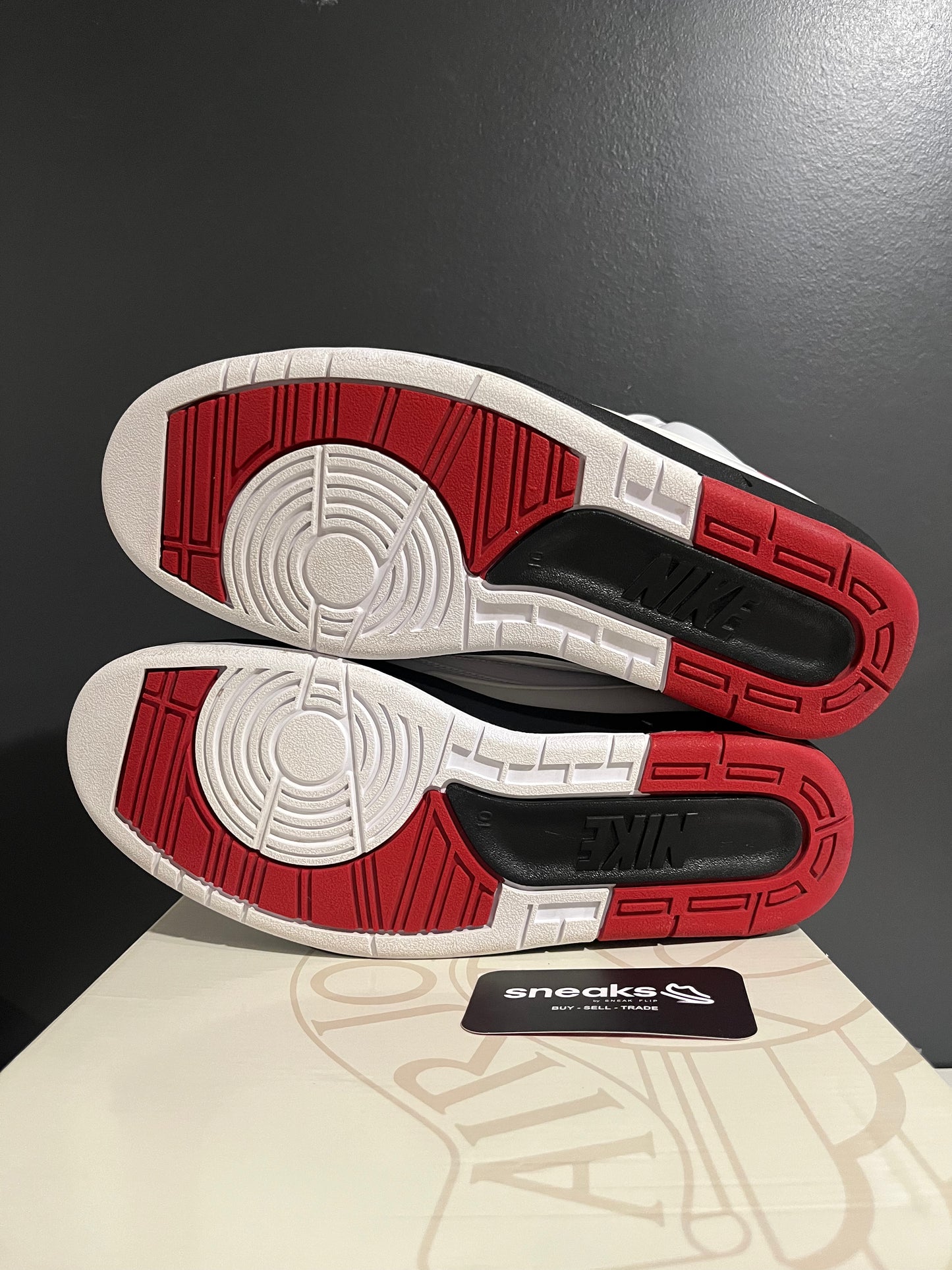USED Air Jordan 2 Retro Chicago 2022 DX2454-106 SIZE 10M OG ALL