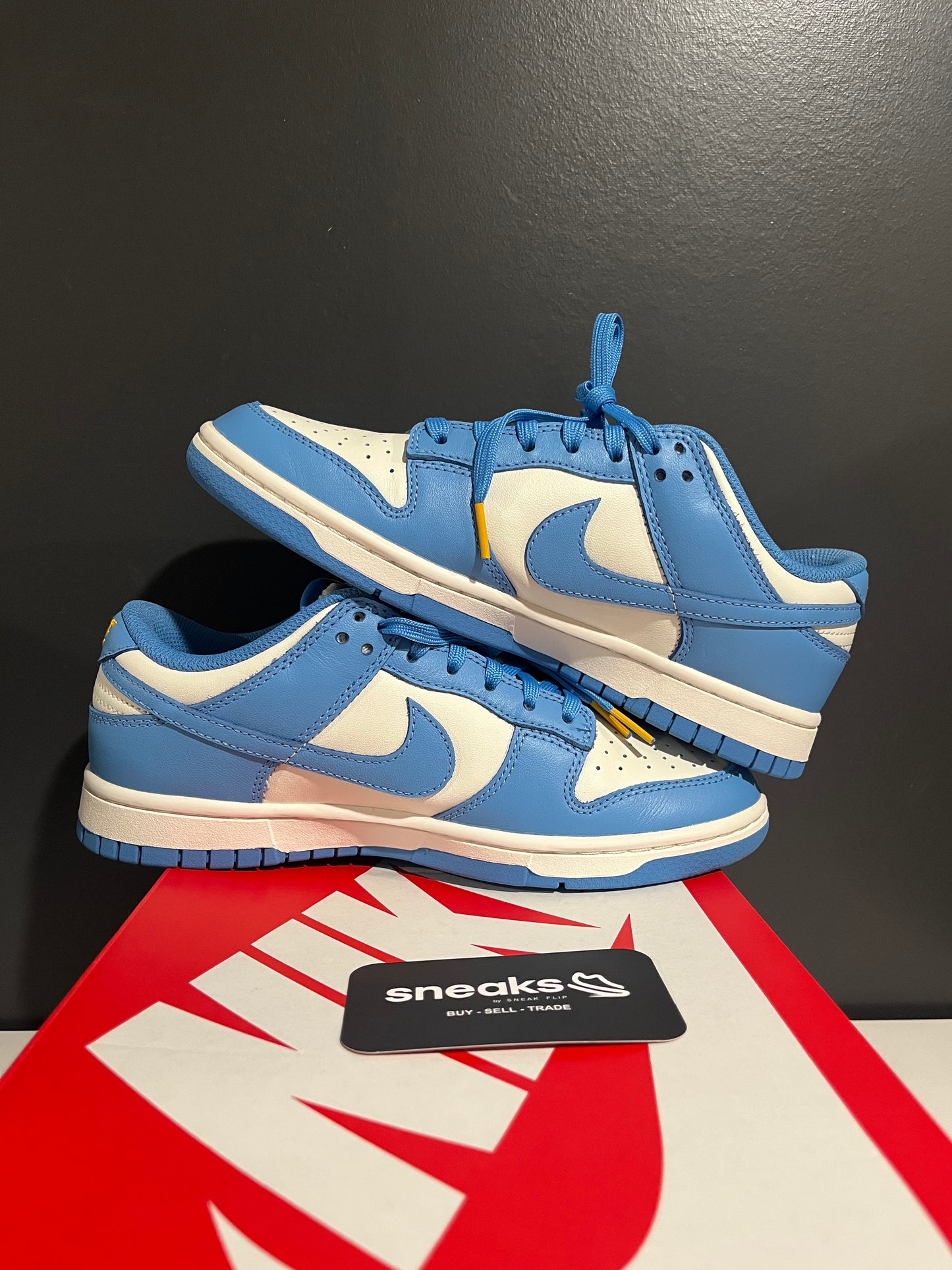 USED Wmns Dunk Low Coast DD1503-100 SIZE 7M OG ALL