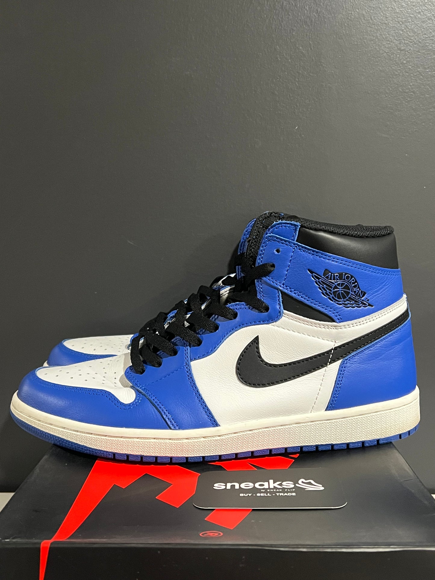 USED Air Jordan 1 Retro High OG Game Royal 555088-403 SIZE 11.5M OG ALL SP25-092