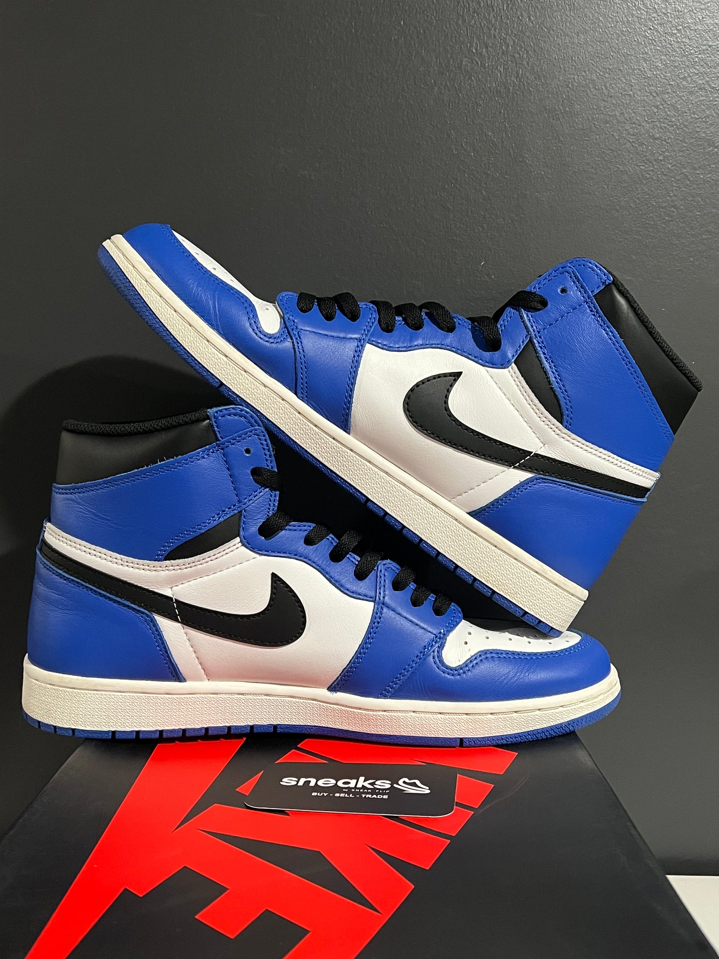 USED Air Jordan 1 Retro High OG Game Royal 555088-403 SIZE 11.5M OG ALL SP25-092