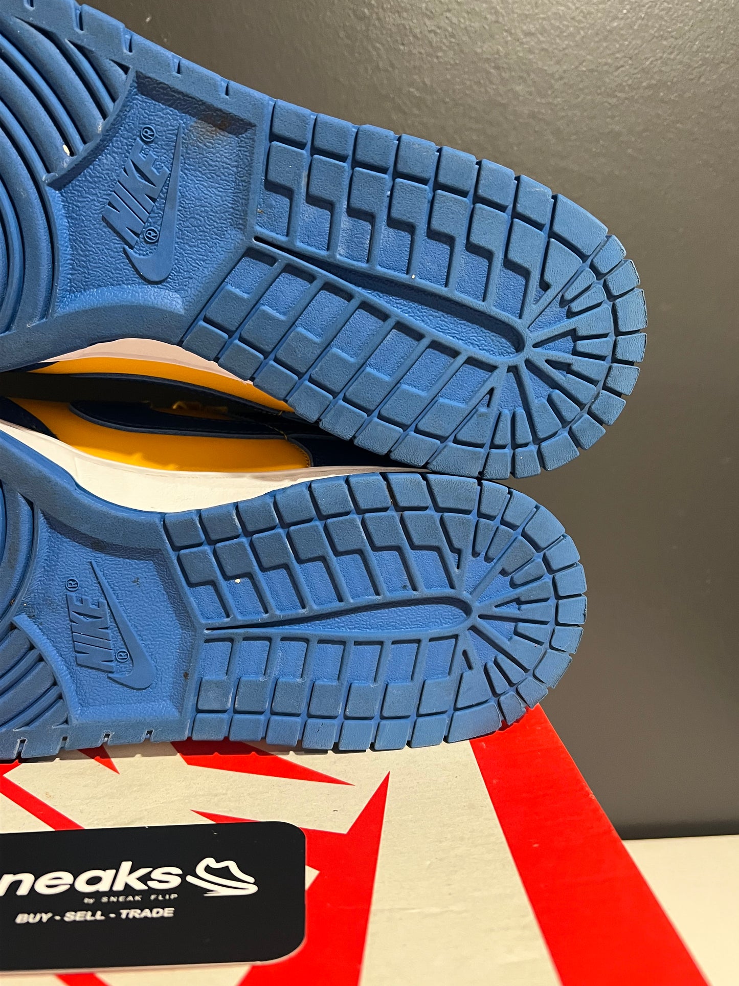 USED Dunk Low UCLA DD1391-402 SIZE 12M OG ALL SP25-150