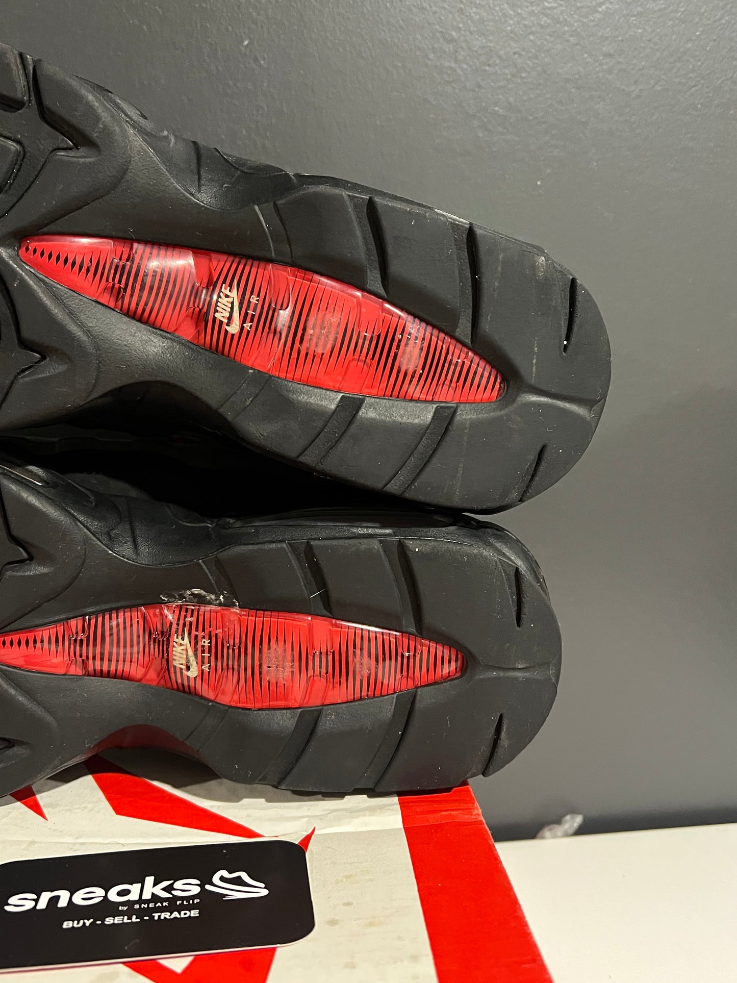 USED Air Max 95 Logo CW7477-001 SIZE 12M OG ALL SP25-146