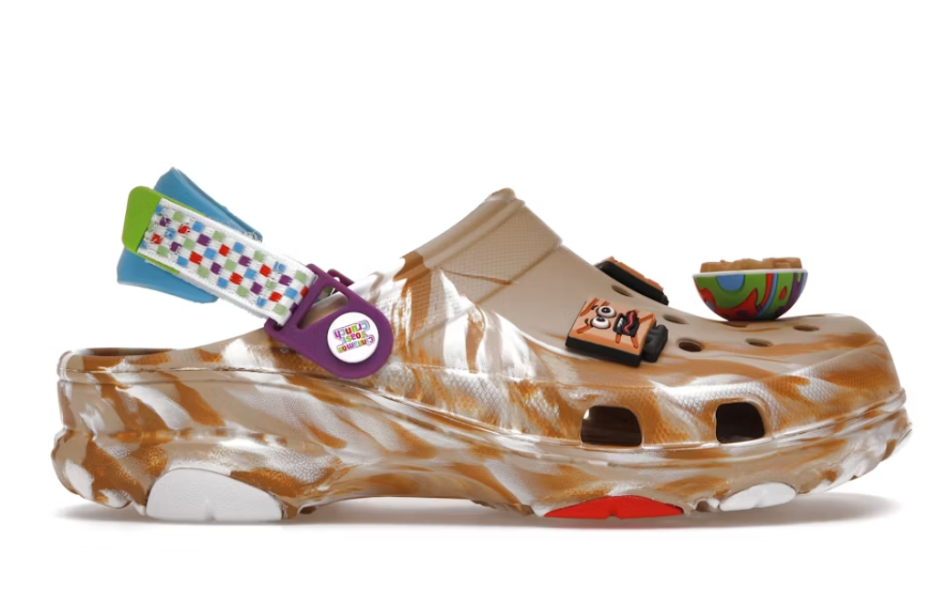 Cinnamon Toast Crunch x Classic All-Terrain Clog 207920-2E9