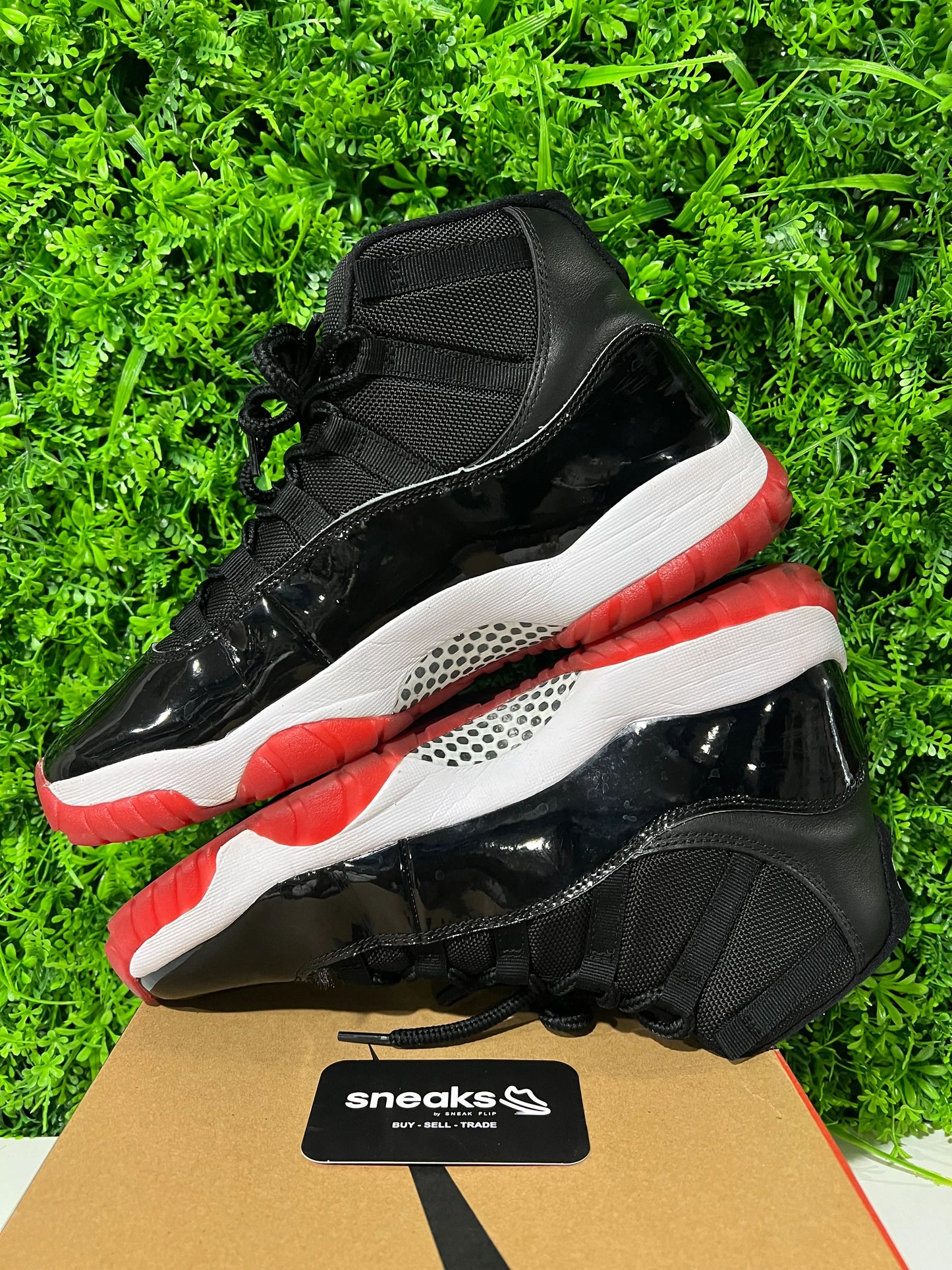 Jordan 11 Retro Playoffs Bred (2019) - Used