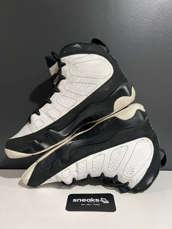 Jordan 9 Retro University Blue - USED NO BOX