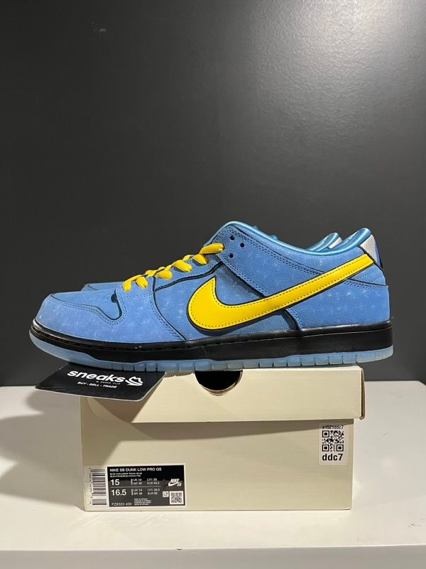 USED SIZE 15M Nike SB Dunk Low The Powerpuff Girls Bubbles - Used