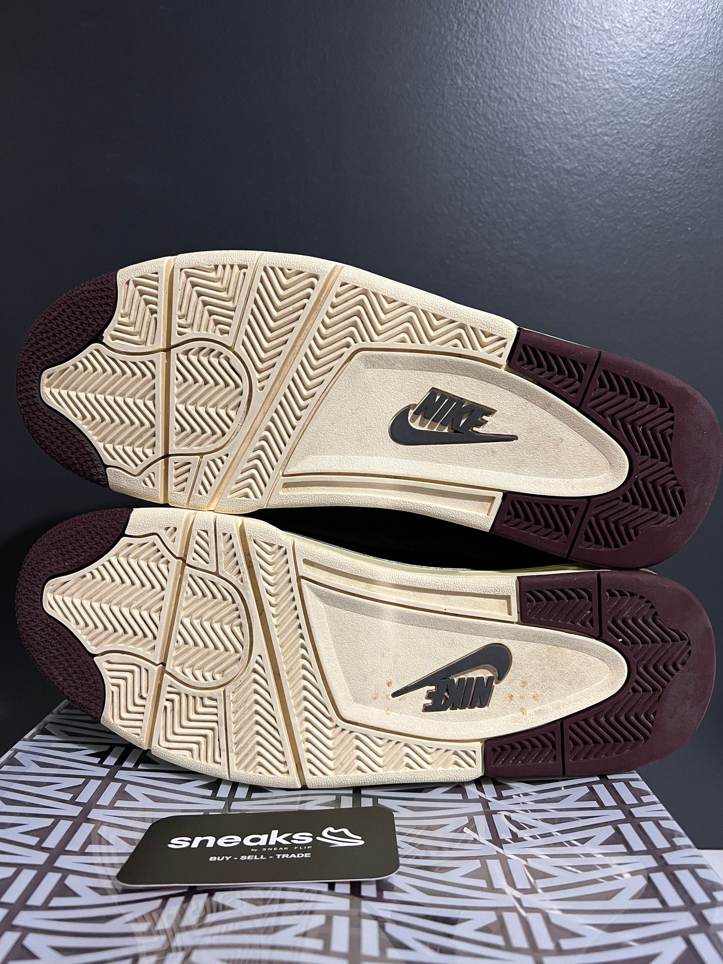 Jordan 4 Retro SP A Ma Maniére Violet Ore - Used