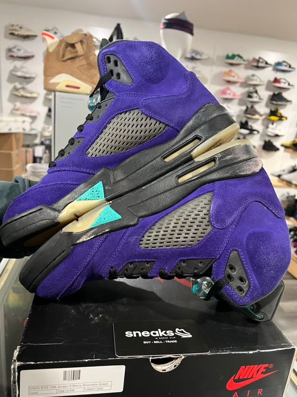 USED SIZE 12M Jordan 5 Retro Alternate Grape - Used