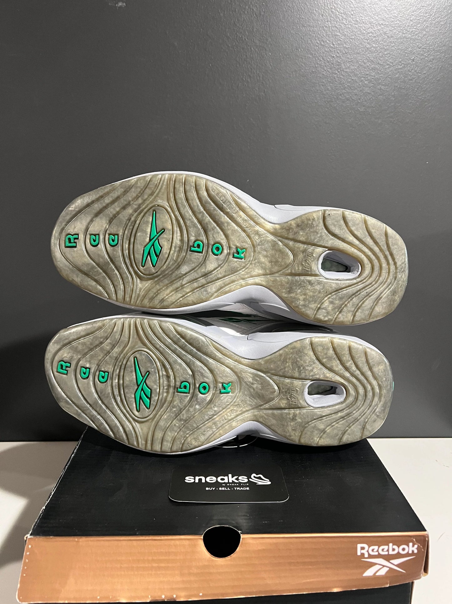 Reebok Question Mid Philadelphia Eagles - Used