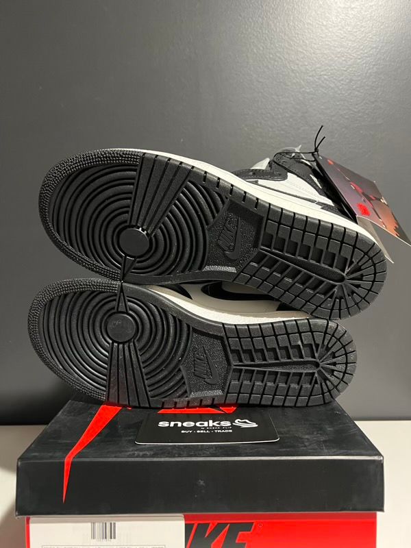 TRIED ON SIZE 5M Jordan 1 Retro High '85 Black White (2023) - Used