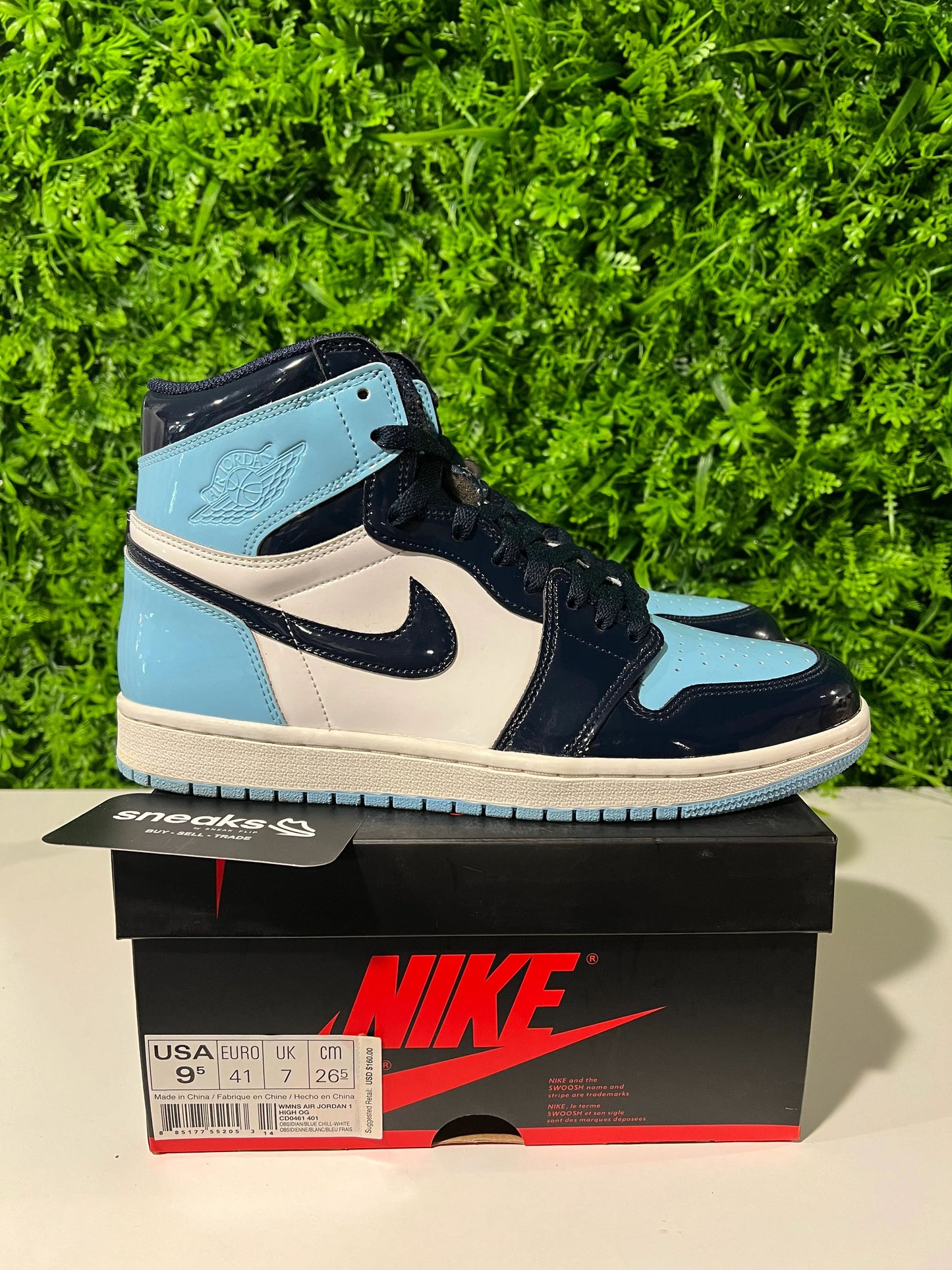 Jordan 1 Retro High UNC Patent (Women's) - Used