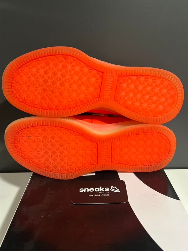 Puma Clyde Court Disrupt Red Blast - Used