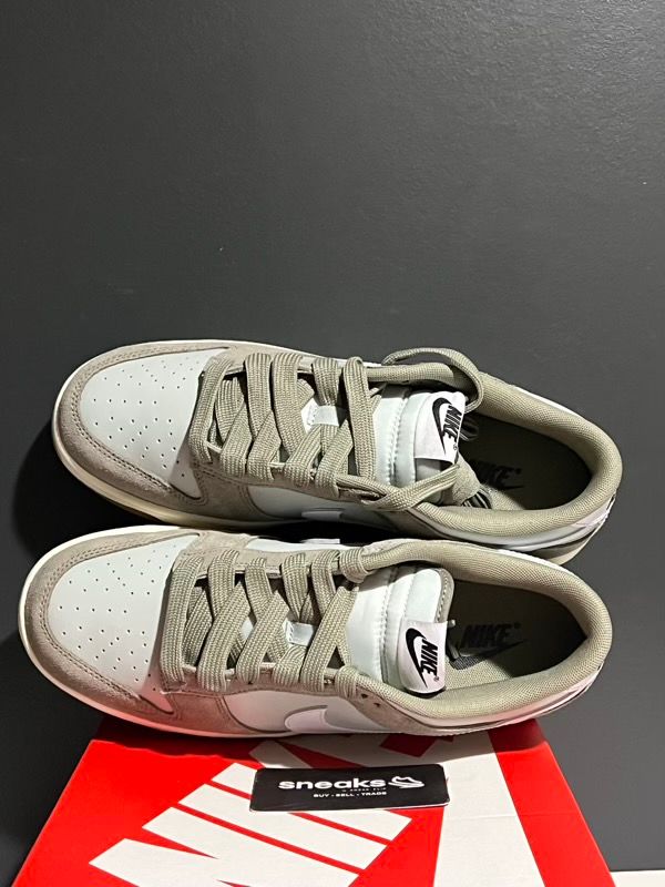 NEW SIZE 9.5M Nike Dunk Low Retro SE Light Silver Light Army Sail White
