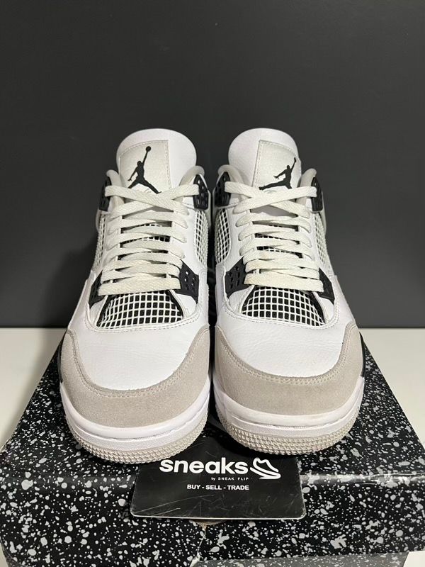 USED SIZE 9.5M Jordan 4 Retro Military Black - Used