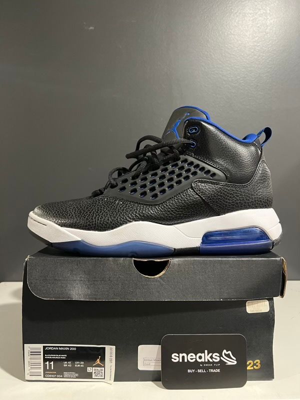 Jordan Maxin 200 Black Rush Blue - Used