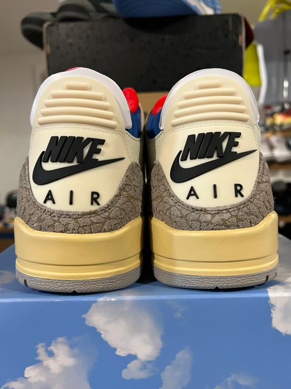 NEW SIZE 11.5M Air Jordan 3 Retro Seoul 2.0 - New (DAMAGED BOX LID)