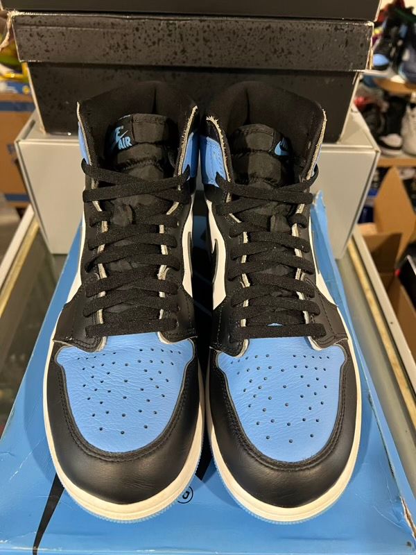 USED SIZE 11.5M Jordan 1 Retro High OG UNC Toe - Used Damaged Box
