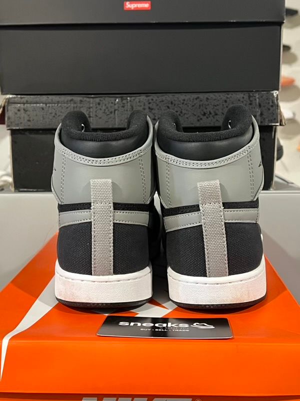 USED SIZE 9.5M Jordan 1 Retro KO Shadow (2015) - Used