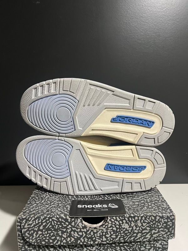 USED SIZE 9.5M Jordan 3 Retro Lucky Shorts - Used