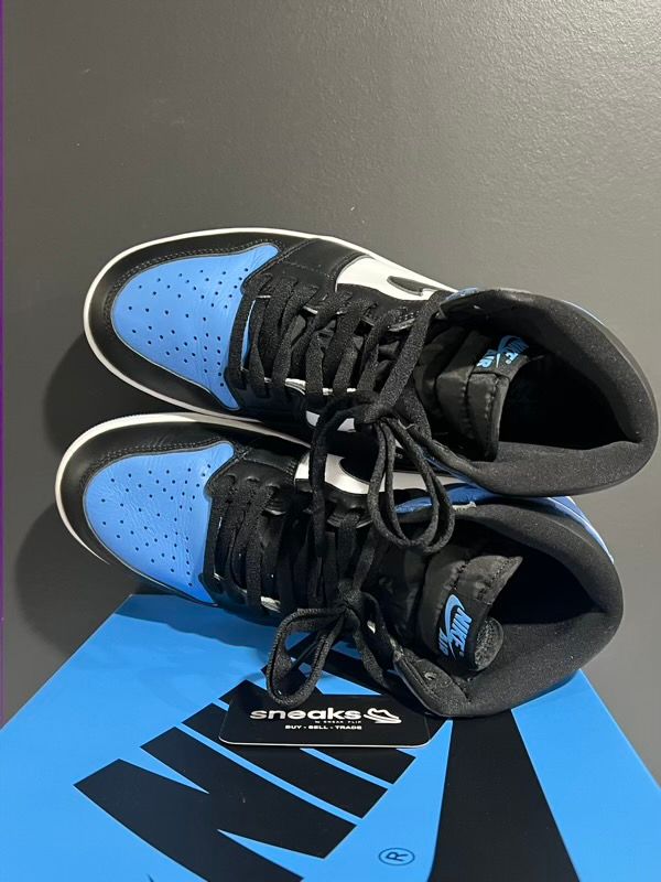 USED SIZE 11M Jordan 1 Retro High OG UNC toe - Used
