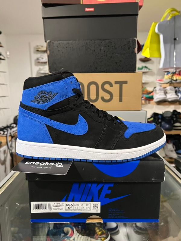 USED SIZE 9.5M Jordan 1 Retro High OG Royal Reimagined - Used