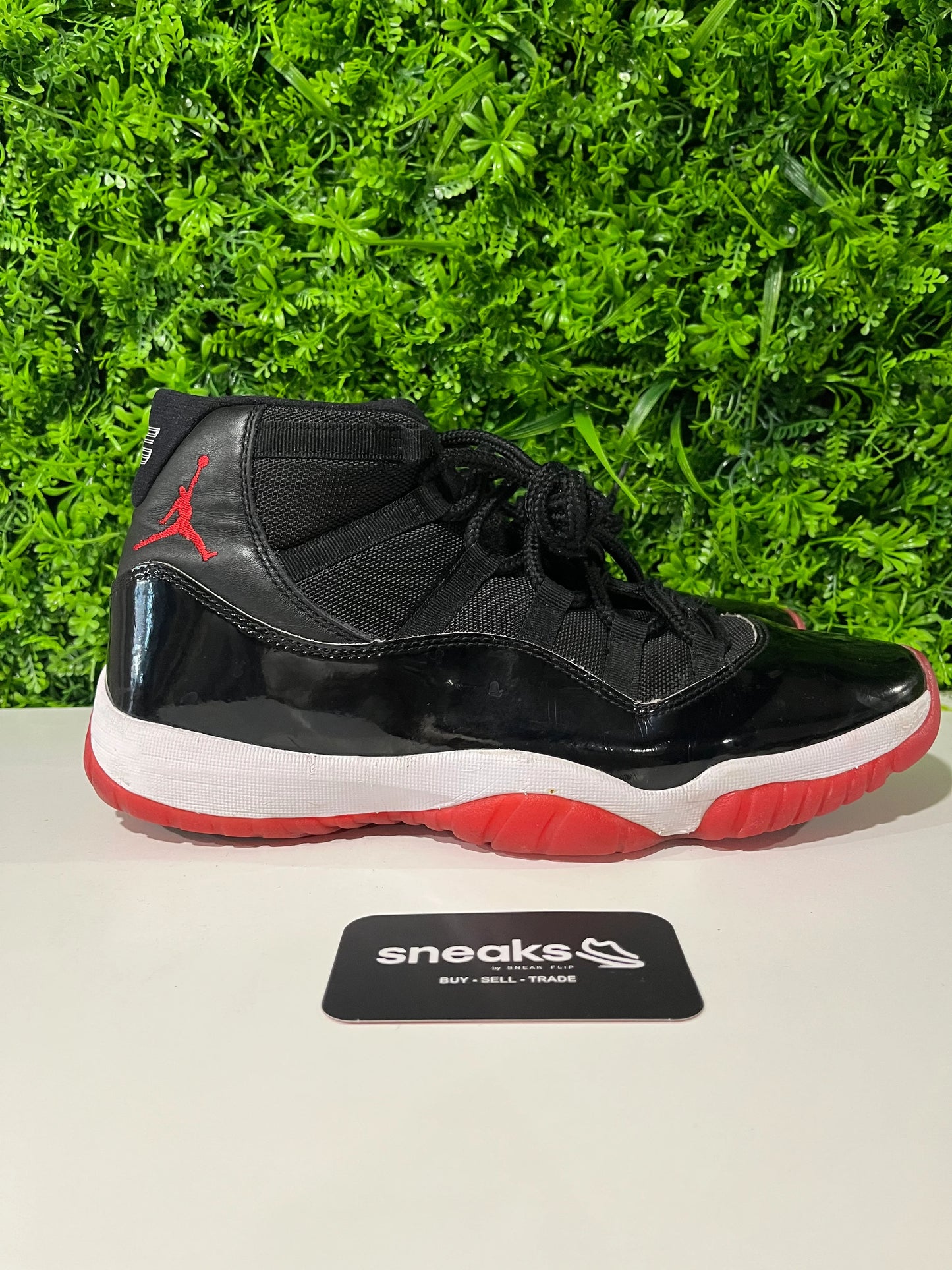 Jordan 11 Retro Playoffs Bred (2019) - Used