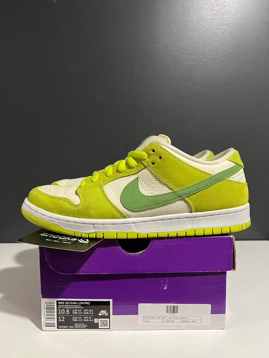USED SIZE 10.5M Nike SB Dunk Low Green Apple - Used
