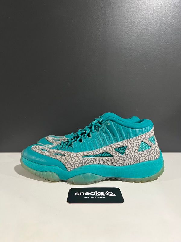 Jordan 11 Retro Low IE Rio Teal - USED NO BOX