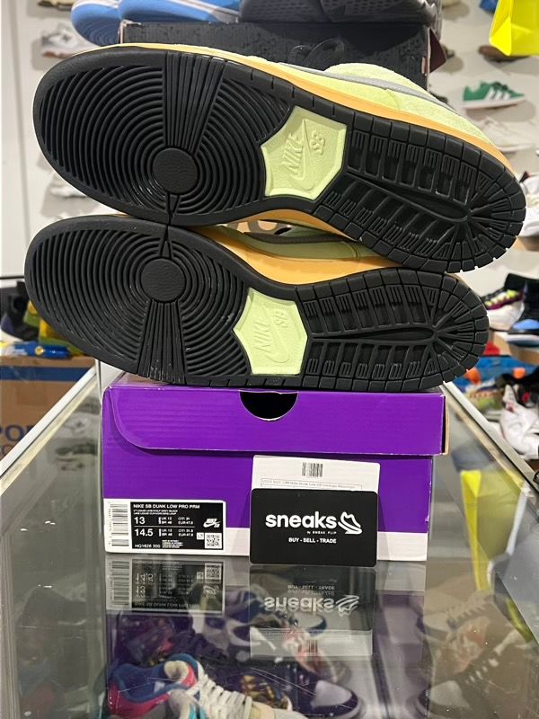 USED SIZE 13M Nike Dunk Low SB Verdugo Mountain - Used