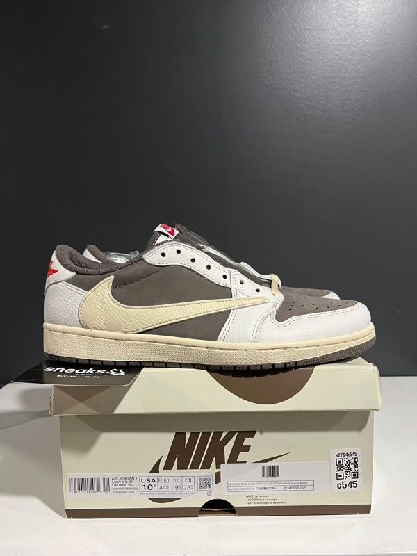 NEW SIZE 10.5M Jordan 1 Retro Low OG SP Travis Scott Reverse Mocha - New (DAMAGED BOX LID)
