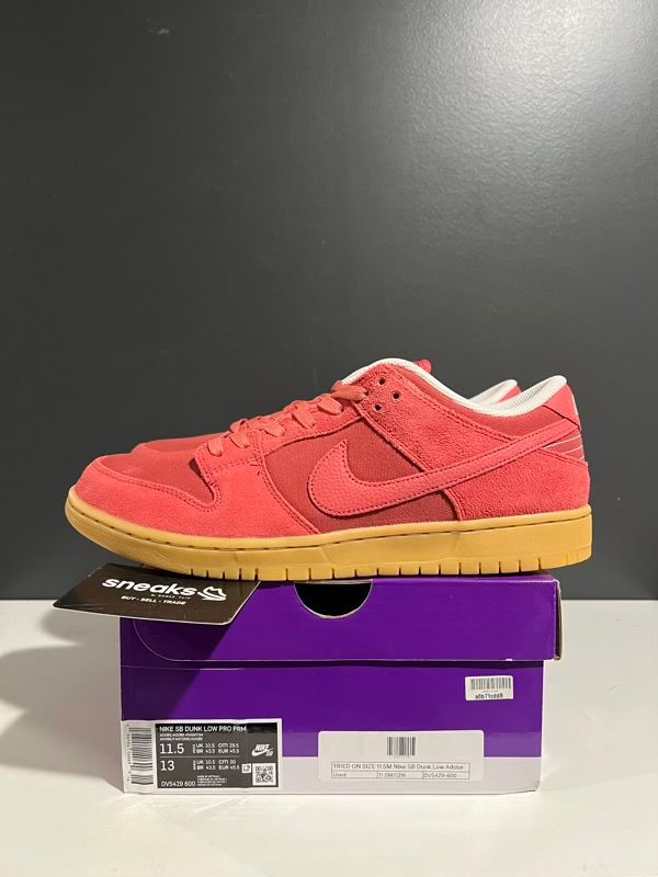 TRIED ON SIZE 11.5M Nike SB Dunk Low Adobe - Used