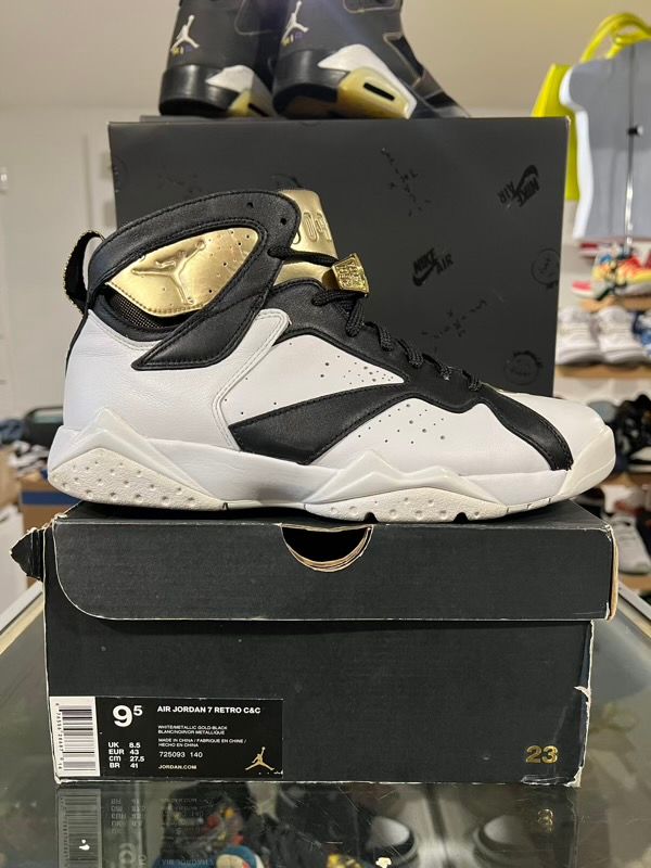 USED SIZE 9.5M Jordan 7 Retro Championship Pack Champagne - Used