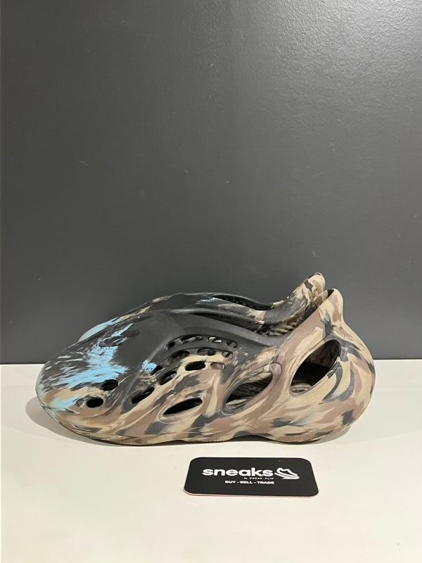 USED SIZE 11M adidas Yeezy Foam RNR MX Cinder - USED NO BOX